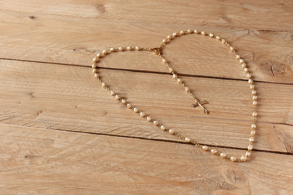 the rosary 1757427 960 720